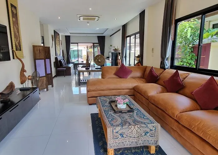 Sila Thai Pool Villa
