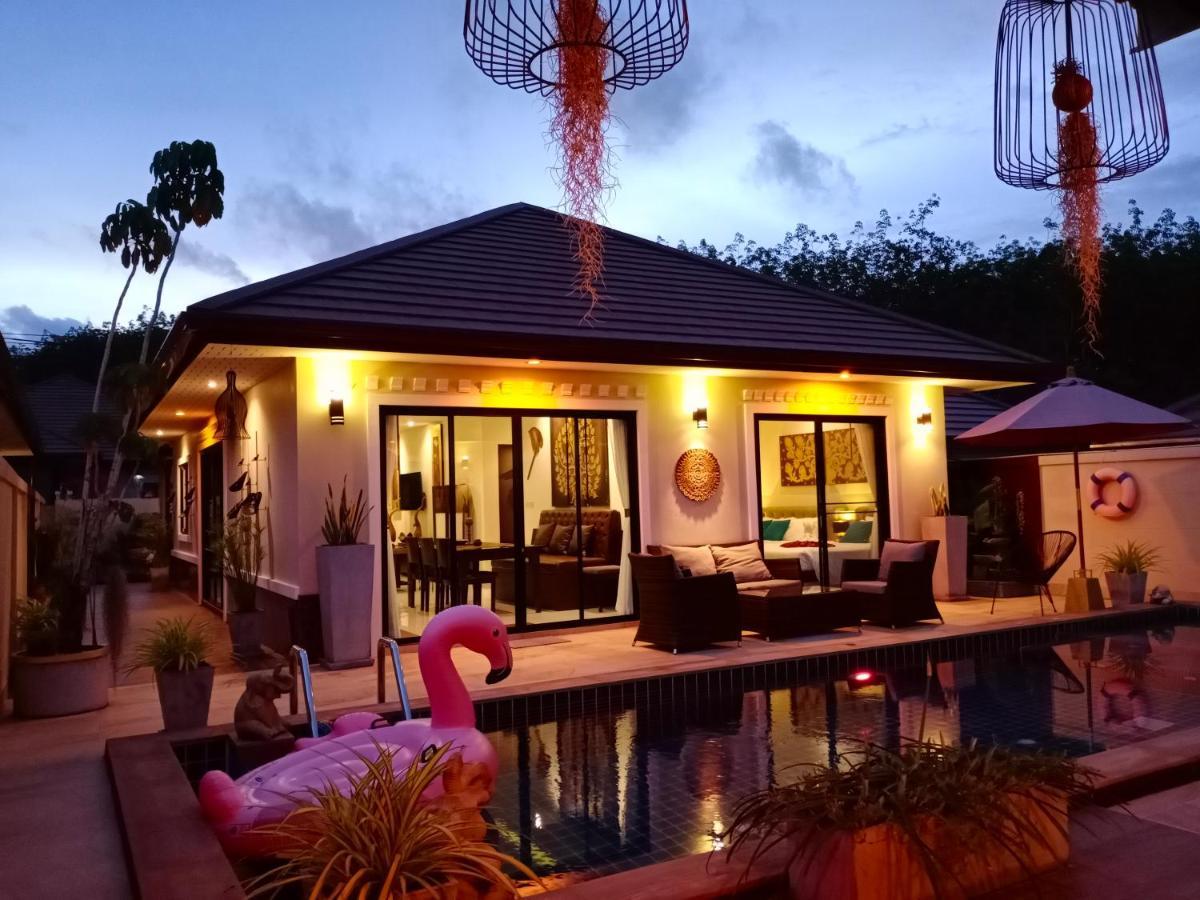 Sila Thai Pool